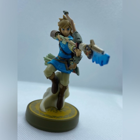 The Legend of Zelda Breath of the Wild - Link - Amiibo ☁️🏹 - Picture 2 of 5
